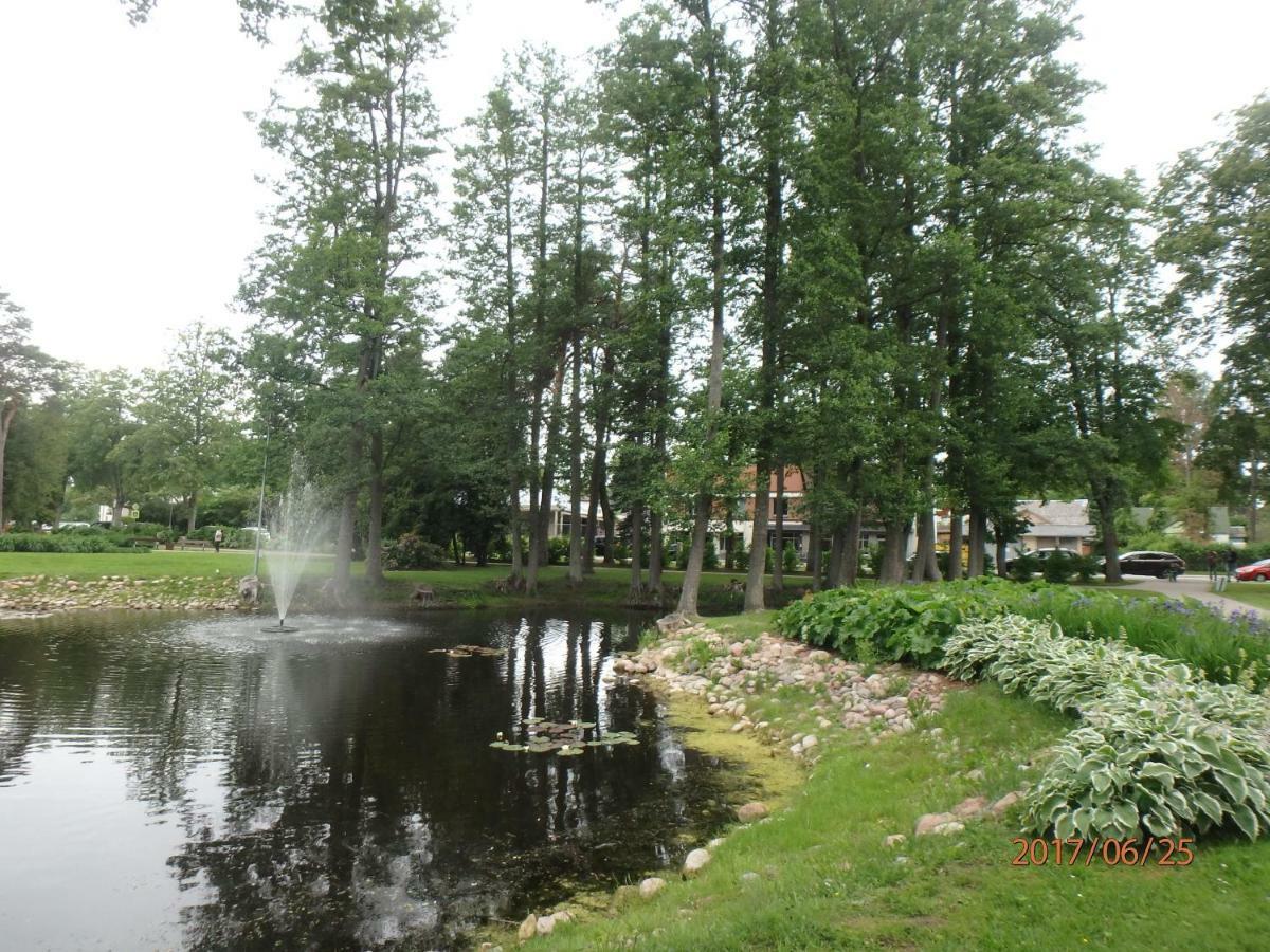 Melluzi Cottage Юрмала Екстер'єр фото